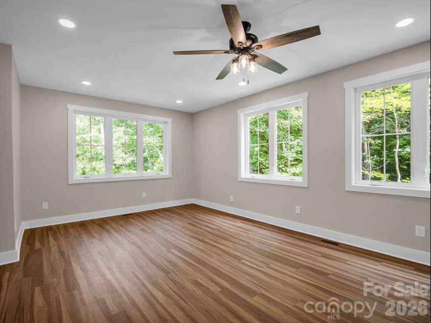 50 Stone Crest Mountain Drive, Black Mountain, NC 28711.  MLS# CAR4401412, YatesRealty ID 43865. 