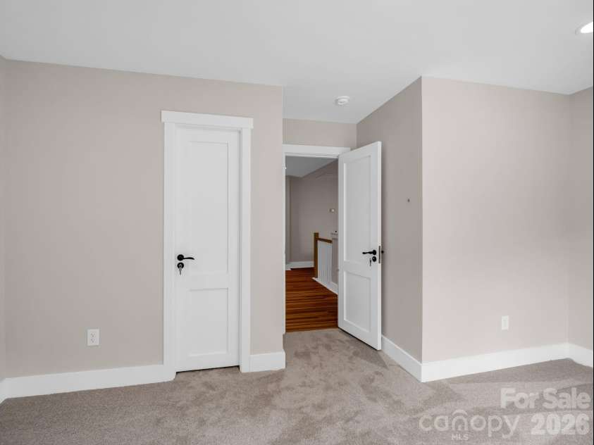 50 Stone Crest Mountain Drive, Black Mountain, NC 28711.  MLS# CAR4401412, YatesRealty ID 43865. 