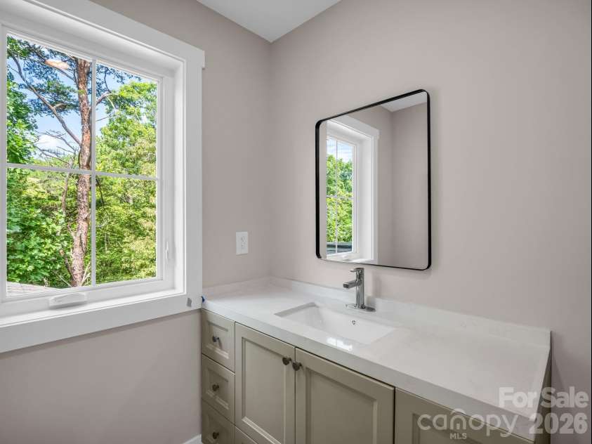 50 Stone Crest Mountain Drive, Black Mountain, NC 28711.  MLS# CAR4401412, YatesRealty ID 43865. 