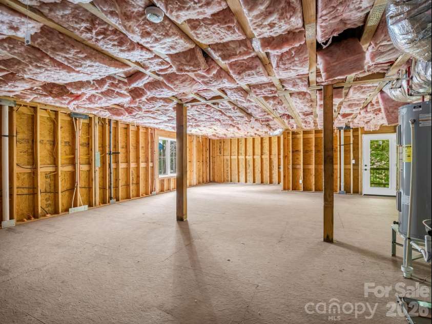 50 Stone Crest Mountain Drive, Black Mountain, NC 28711.  MLS# CAR4401412, YatesRealty ID 43865. 