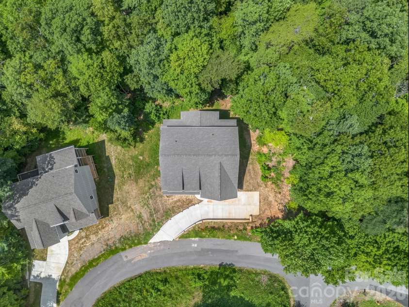 50 Stone Crest Mountain Drive, Black Mountain, NC 28711.  MLS# CAR4401412, YatesRealty ID 43865. 