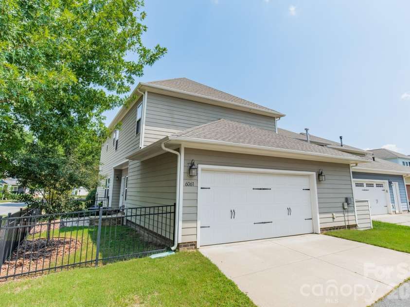 6061 Bountiful Street, Belmont, NC 28012.  MLS# CAR4408086, YatesRealty ID 43867. 
