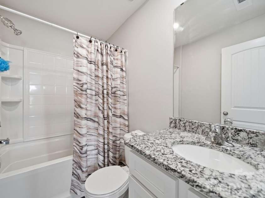 282 Aubrey Woods Drive, Kings Mountain, NC 28086.  MLS# CAR4406998, YatesRealty ID 43868. 
