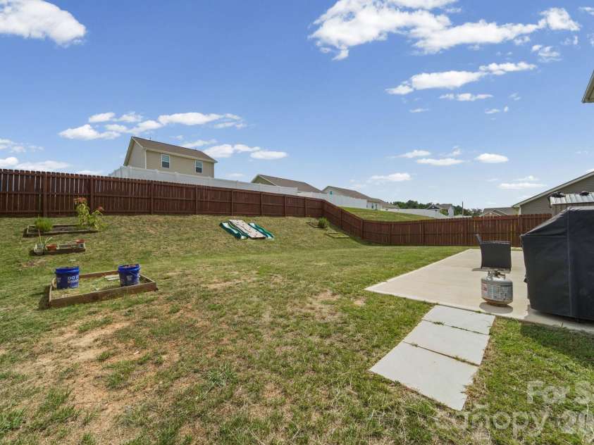 282 Aubrey Woods Drive, Kings Mountain, NC 28086.  MLS# CAR4406998, YatesRealty ID 43868. 