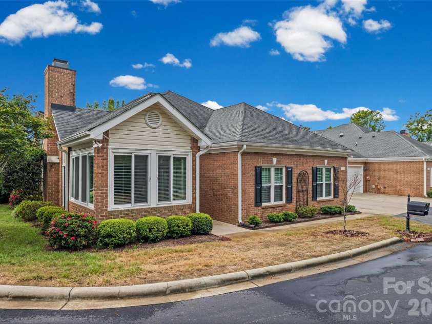 11334 Olde Turnbury Court, Charlotte, NC 28277.  MLS# CAR4409761, YatesRealty ID 43869. 