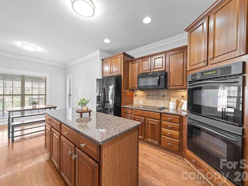 217 Edenshire Court, Indian Trail, NC 28079.  MLS# CAR4342987, YatesRealty ID 4387. Kitchen
