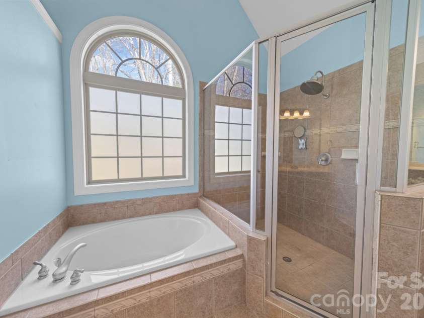217 Edenshire Court, Indian Trail, NC 28079.  MLS# CAR4342987, YatesRealty ID 4387. Primary Bath