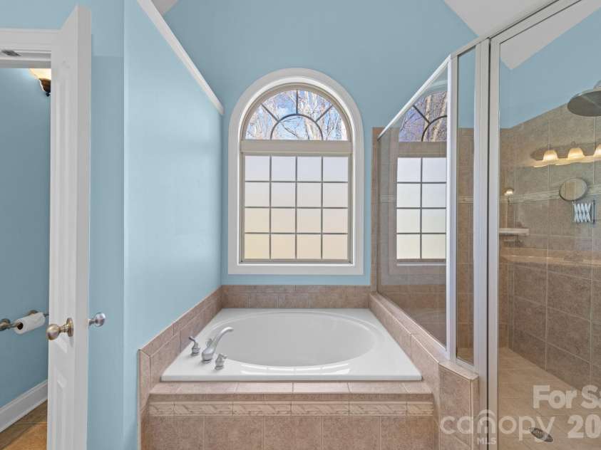 217 Edenshire Court, Indian Trail, NC 28079.  MLS# CAR4342987, YatesRealty ID 4387. Primary Bath