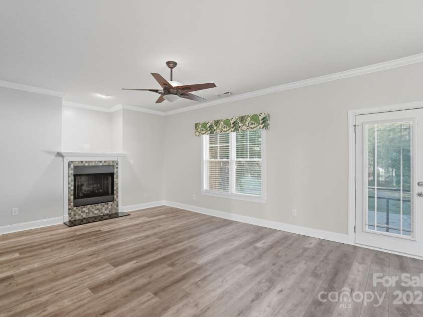 3633 Creek Ridge Drive, Denver, NC 28037.  MLS# CAR4311728, YatesRealty ID 4387. 