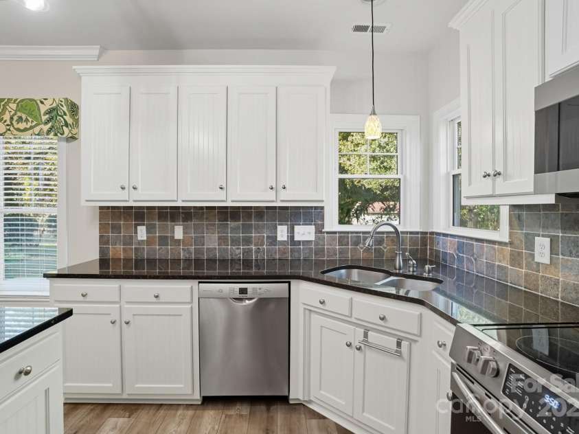 3633 Creek Ridge Drive, Denver, NC 28037.  MLS# CAR4311728, YatesRealty ID 4387. 