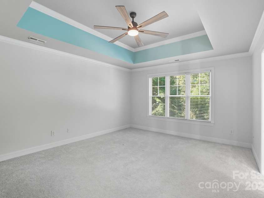 3633 Creek Ridge Drive, Denver, NC 28037.  MLS# CAR4311728, YatesRealty ID 4387. 