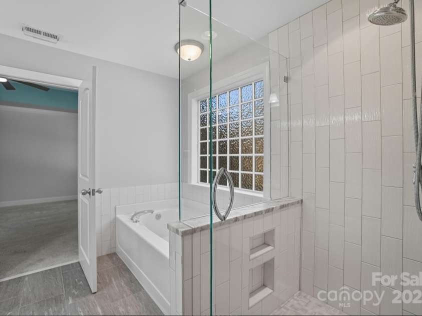 3633 Creek Ridge Drive, Denver, NC 28037.  MLS# CAR4311728, YatesRealty ID 4387. 