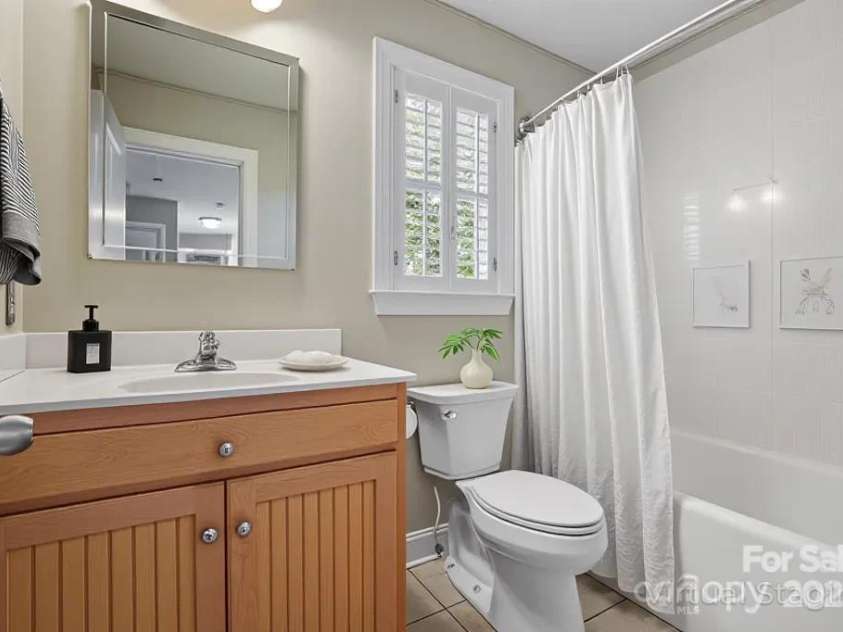 3633 Creek Ridge Drive, Denver, NC 28037.  MLS# CAR4311728, YatesRealty ID 4387. 