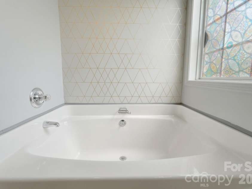 3405 Continental Drive, Monroe, NC 28110.  MLS# CAR4411054, YatesRealty ID 43871. 