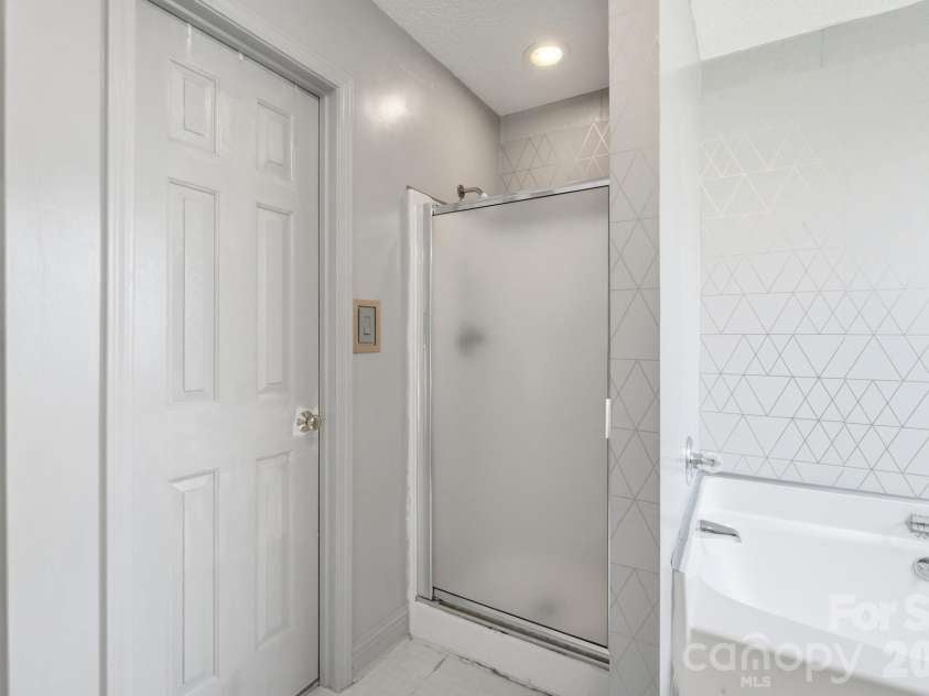 3405 Continental Drive, Monroe, NC 28110.  MLS# CAR4411054, YatesRealty ID 43871. 
