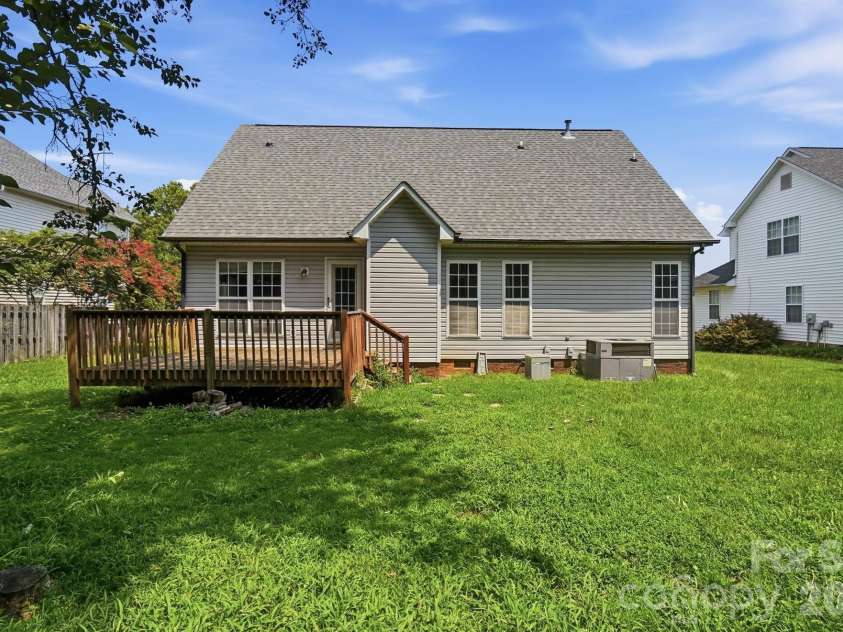 3405 Continental Drive, Monroe, NC 28110.  MLS# CAR4411054, YatesRealty ID 43871. 