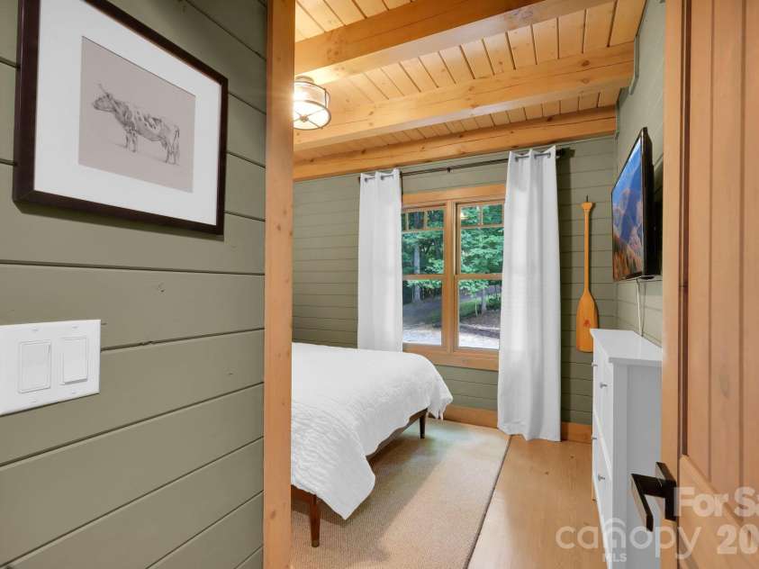 1416 Indian Lake Drive, West Jefferson, NC 28694.  MLS# CAR4413972, YatesRealty ID 43872. 