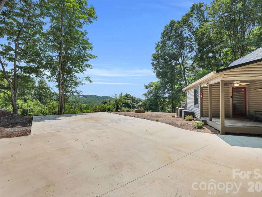 1416 Indian Lake Drive, West Jefferson, NC 28694.  MLS# CAR4413972, YatesRealty ID 43872. 