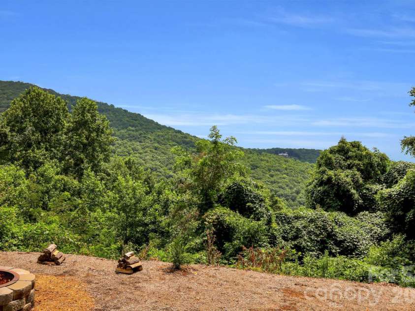 1416 Indian Lake Drive, West Jefferson, NC 28694.  MLS# CAR4413972, YatesRealty ID 43872. 