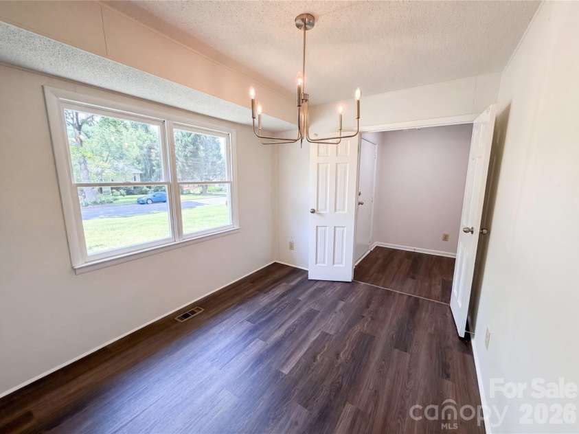 1034 Buckingham Avenue, Gastonia, NC 28054.  MLS# CAR4404589, YatesRealty ID 43873. 
