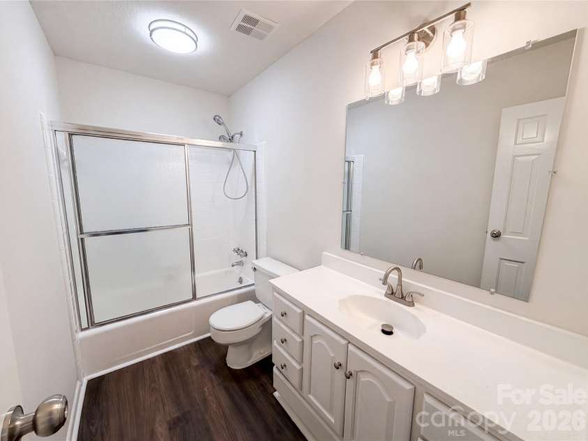 1034 Buckingham Avenue, Gastonia, NC 28054.  MLS# CAR4404589, YatesRealty ID 43873. 