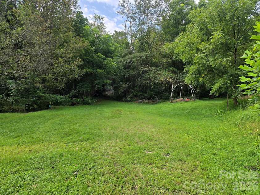 9110 Wilson Road, Hildebran, NC 28637.  MLS# CAR4387630, YatesRealty ID 43875. 