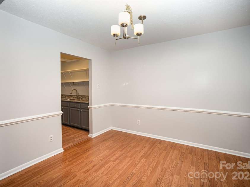 805 Sardis Cove Drive, Charlotte, NC 28270.  MLS# CAR4324694, YatesRealty ID 4388. Dining area same view
