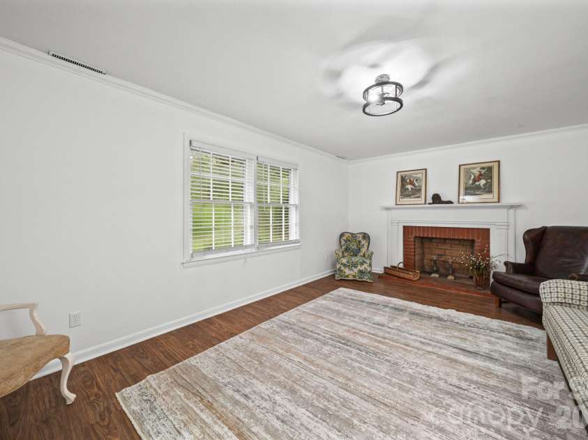 1210 Crescent Avenue, Gastonia, NC 28052.  MLS# CAR4411439, YatesRealty ID 43882. Living/Flex Room