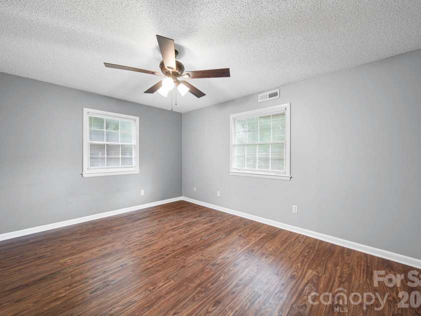 1210 Crescent Avenue, Gastonia, NC 28052.  MLS# CAR4411439, YatesRealty ID 43882. Main Level Bedroom