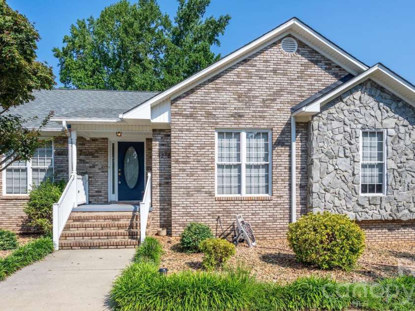 4288 Harbor Lane, Sherrills Ford, NC 28673.  MLS# CAR4407695, YatesRealty ID 43883. 