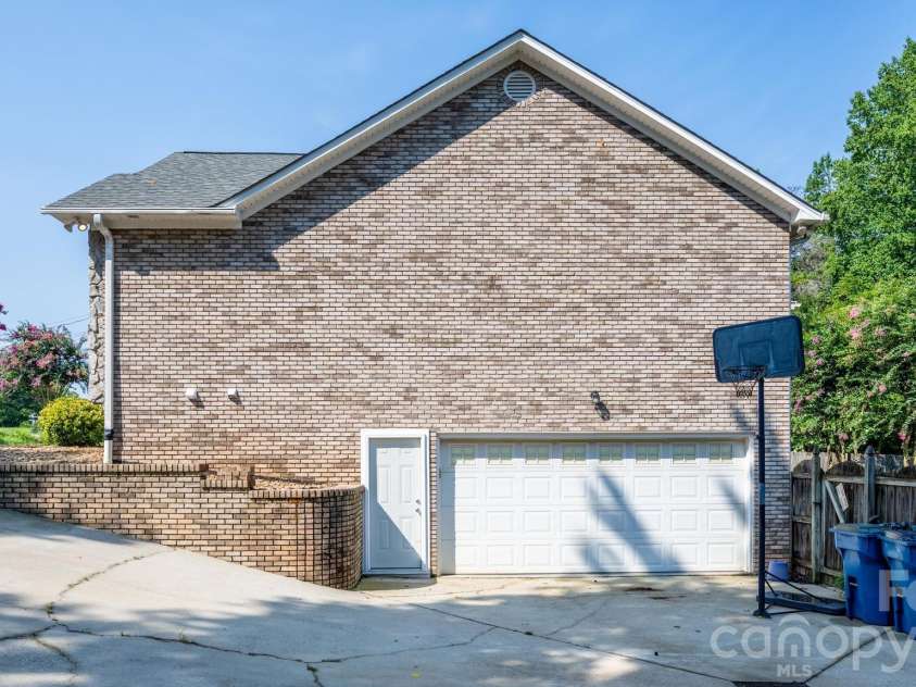 4288 Harbor Lane, Sherrills Ford, NC 28673.  MLS# CAR4407695, YatesRealty ID 43883. 