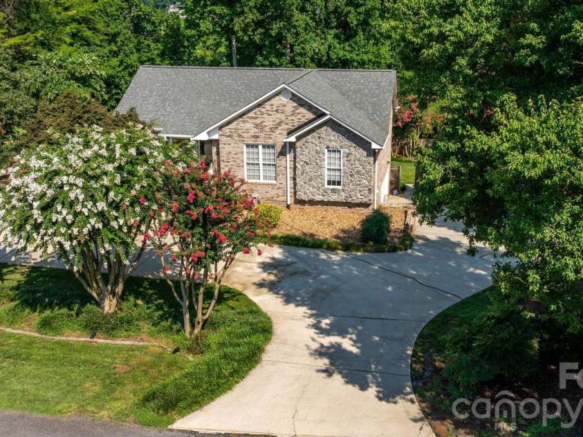 4288 Harbor Lane, Sherrills Ford, NC 28673.  MLS# CAR4407695, YatesRealty ID 43883. 