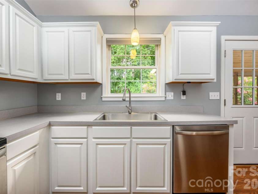 4288 Harbor Lane, Sherrills Ford, NC 28673.  MLS# CAR4407695, YatesRealty ID 43883. 