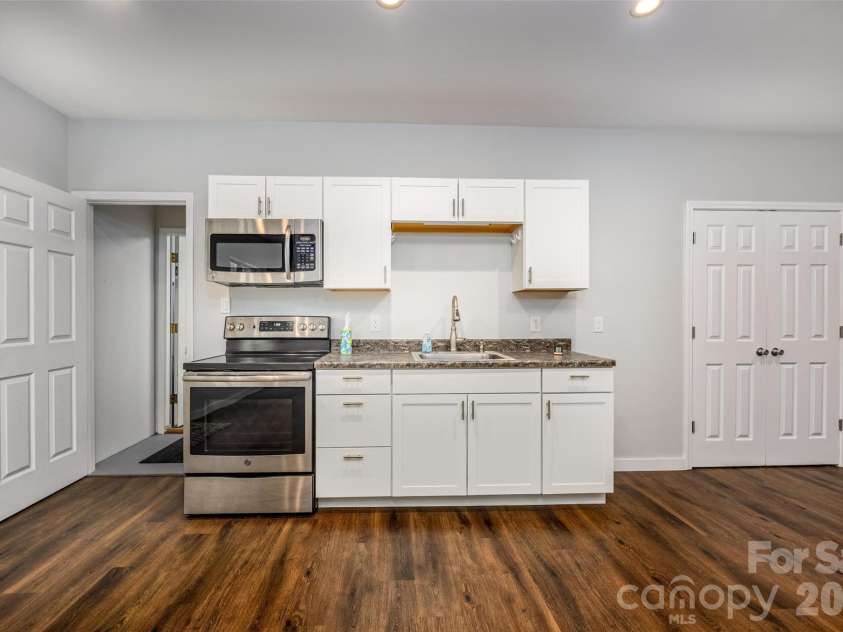 4288 Harbor Lane, Sherrills Ford, NC 28673.  MLS# CAR4407695, YatesRealty ID 43883. 