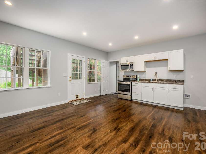 4288 Harbor Lane, Sherrills Ford, NC 28673.  MLS# CAR4407695, YatesRealty ID 43883. 