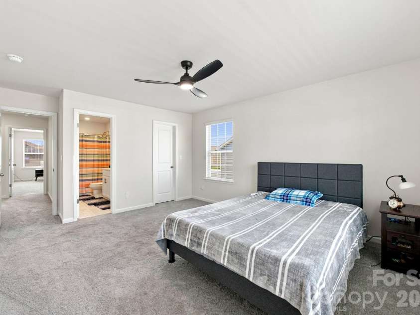 9251 Mackinaw Drive, Gastonia, NC 28056.  MLS# CAR4406439, YatesRealty ID 43884. 