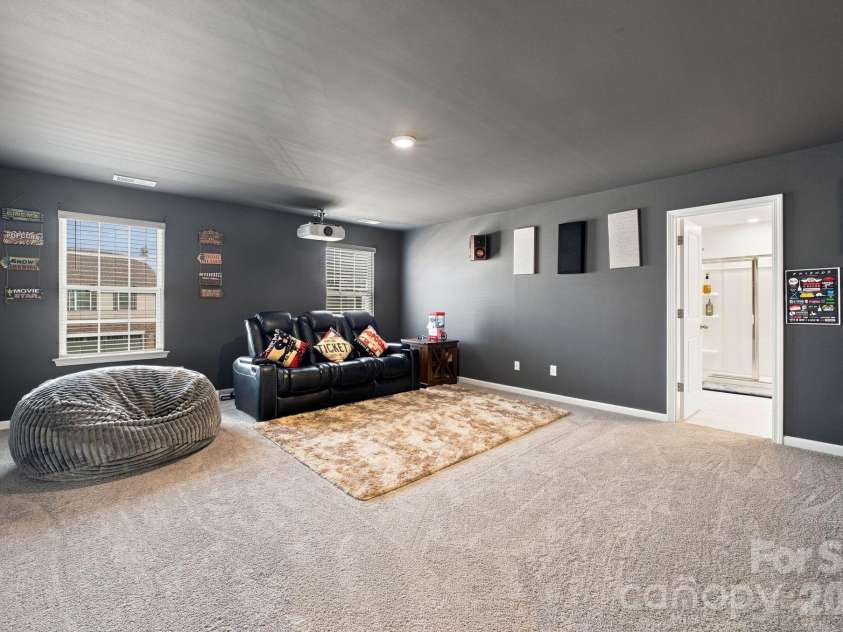 9251 Mackinaw Drive, Gastonia, NC 28056.  MLS# CAR4406439, YatesRealty ID 43884. 