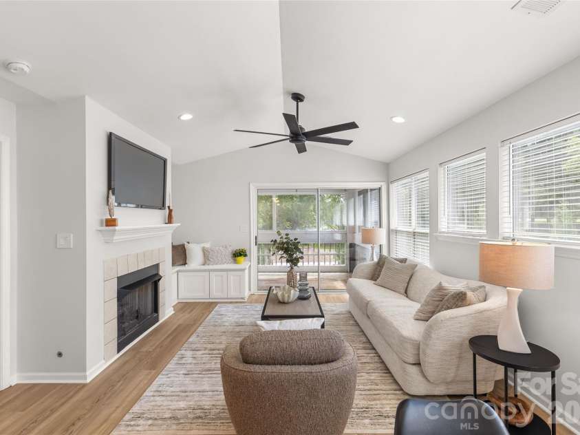 757 Southwest Drive, Davidson, NC 28036.  MLS# CAR4411720, YatesRealty ID 43885. 