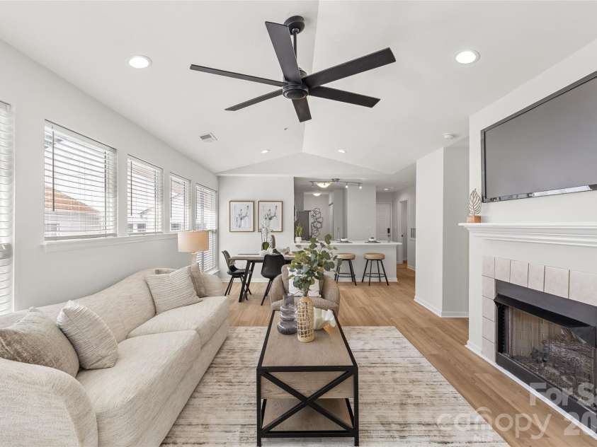 757 Southwest Drive, Davidson, NC 28036.  MLS# CAR4411720, YatesRealty ID 43885. 