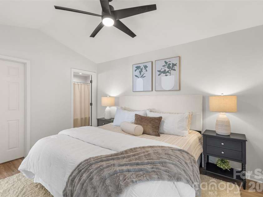 757 Southwest Drive, Davidson, NC 28036.  MLS# CAR4411720, YatesRealty ID 43885. 