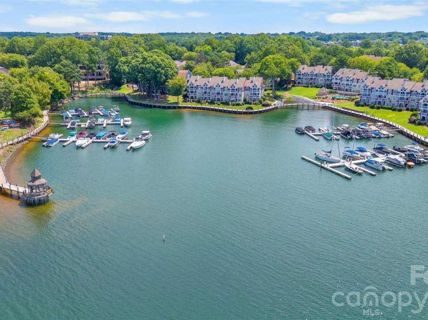 757 Southwest Drive, Davidson, NC 28036.  MLS# CAR4411720, YatesRealty ID 43885. 