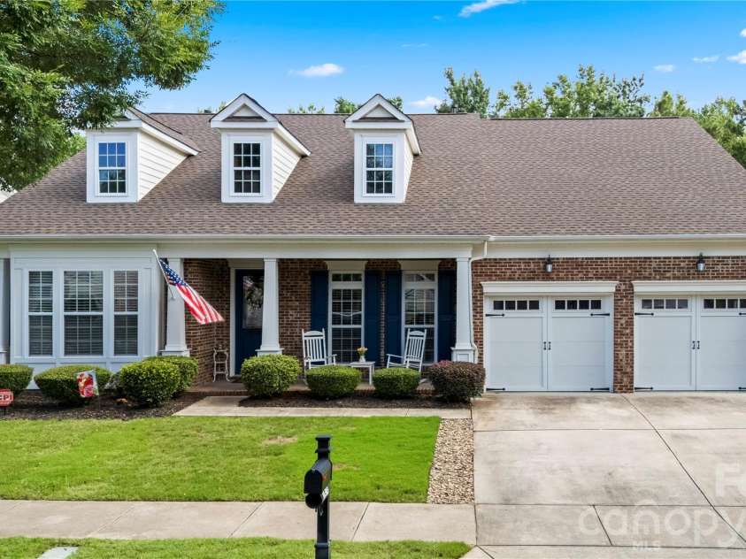 8505 Whitehawk Hill Road, Waxhaw, NC 28173.  MLS# CAR4405657, YatesRealty ID 43887. 