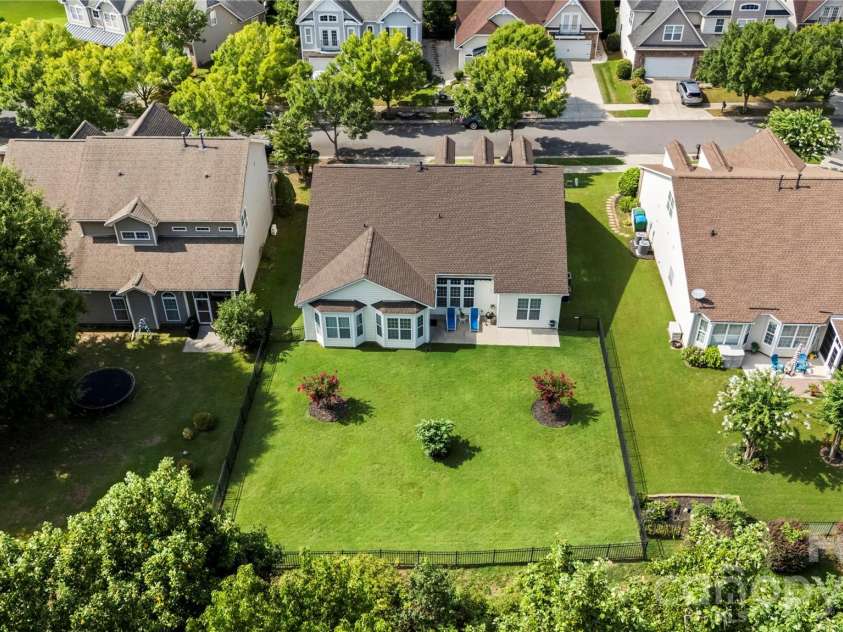 8505 Whitehawk Hill Road, Waxhaw, NC 28173.  MLS# CAR4405657, YatesRealty ID 43887. 