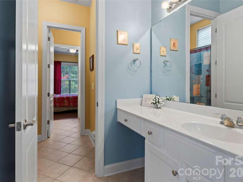 8505 Whitehawk Hill Road, Waxhaw, NC 28173.  MLS# CAR4405657, YatesRealty ID 43887. 