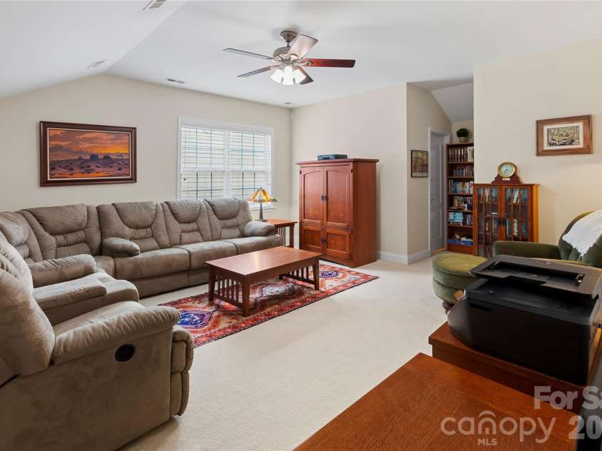 8505 Whitehawk Hill Road, Waxhaw, NC 28173.  MLS# CAR4405657, YatesRealty ID 43887. 