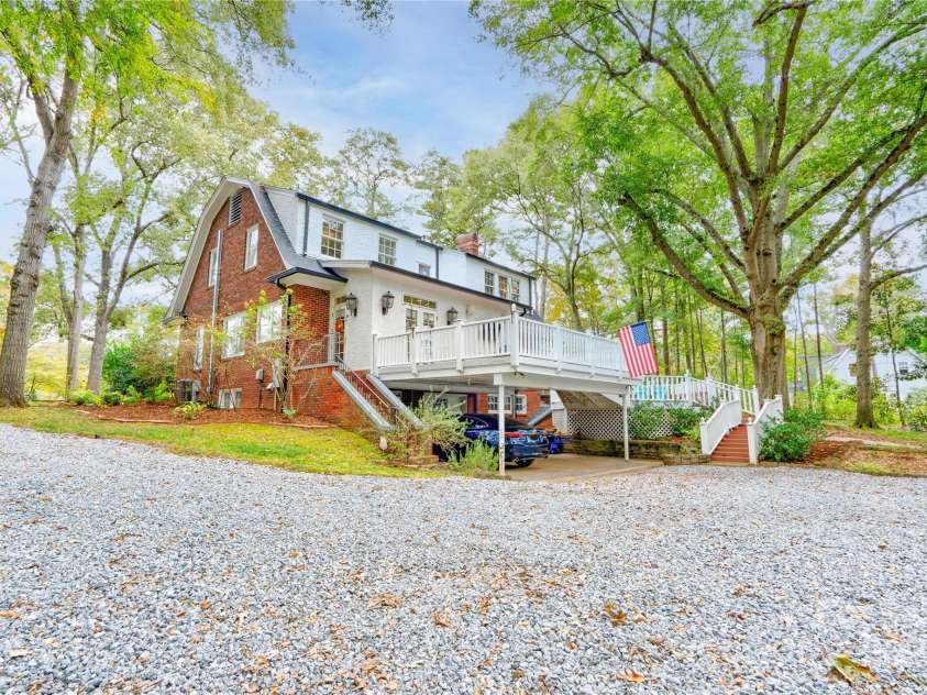 304 Belvedere Avenue, Shelby, NC 28150.  MLS# CAR4310966, YatesRealty ID 4389. Back Left