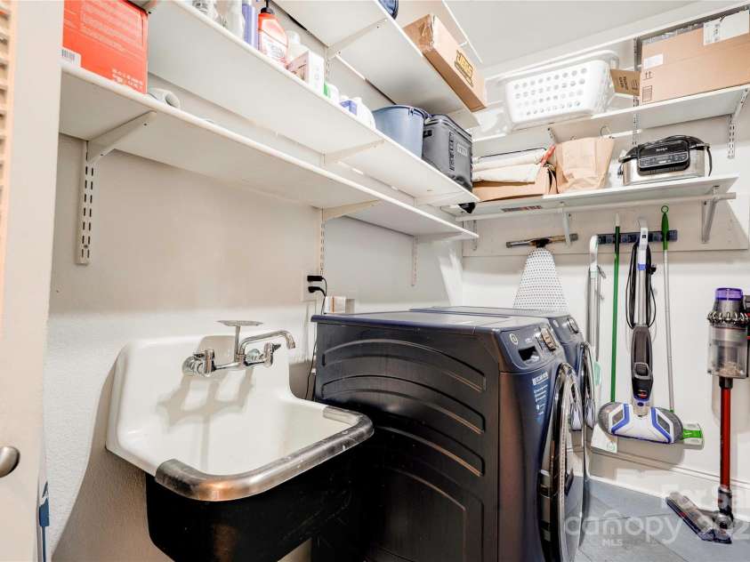304 Belvedere Avenue, Shelby, NC 28150.  MLS# CAR4310966, YatesRealty ID 4389. Laundry Room