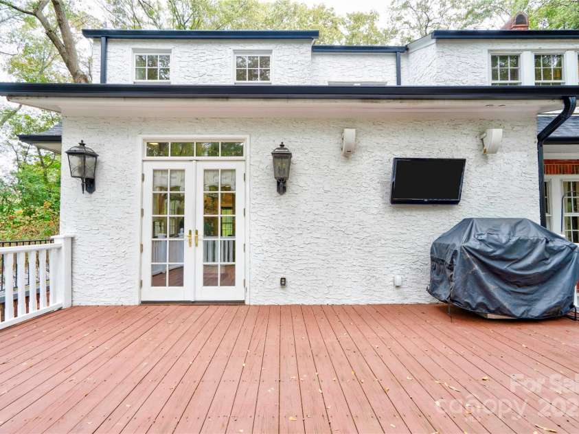304 Belvedere Avenue, Shelby, NC 28150.  MLS# CAR4310966, YatesRealty ID 4389. Multitier Deck