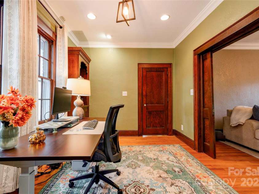 304 Belvedere Avenue, Shelby, NC 28150.  MLS# CAR4310966, YatesRealty ID 4389. Office