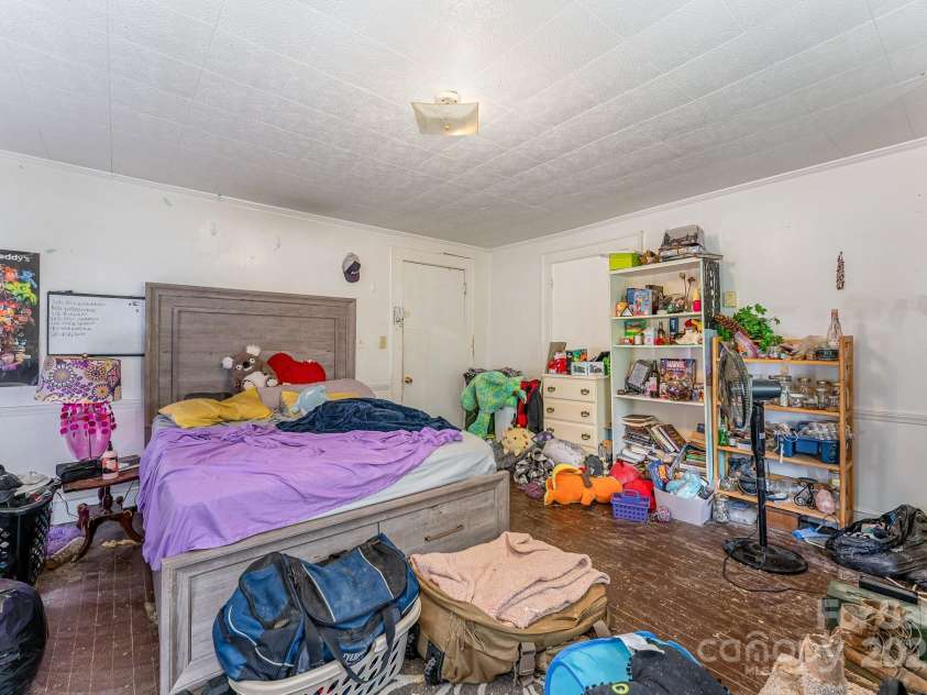 604 Wentworth Street, Reidsville, NC 27320.  MLS# CAR4243693, YatesRealty ID 4389. 